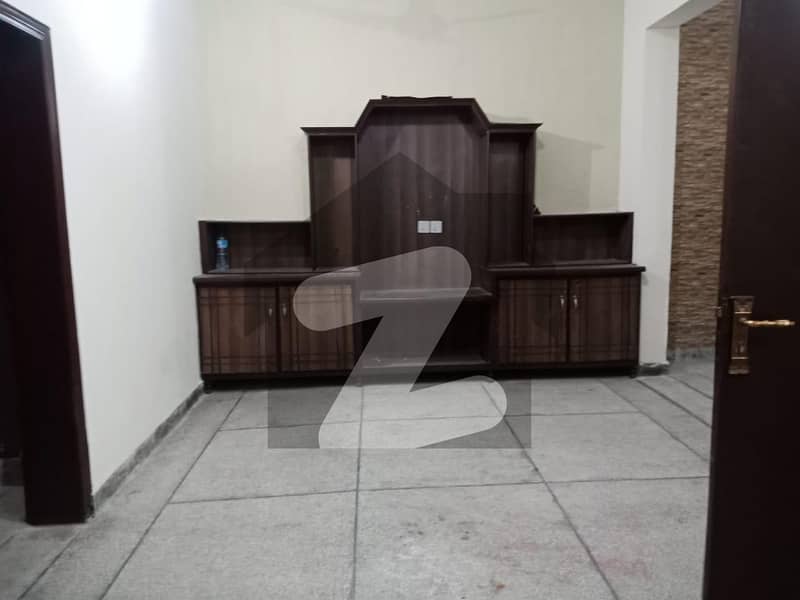 Perfect 10 Marla House In New Muslim Town - Block C For sale