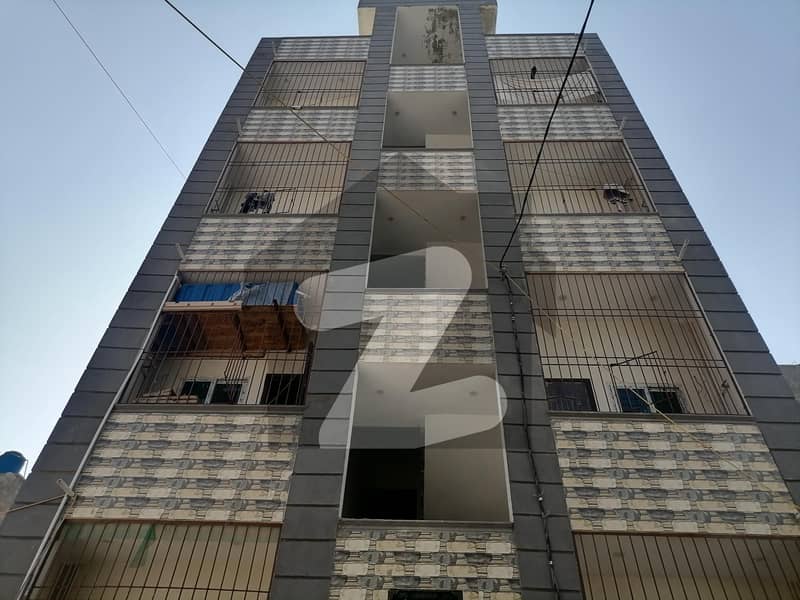 اللہ والا ٹاؤن - سیکٹر 31-جی اللہ والا ٹاؤن کورنگی کراچی میں 2 کمروں کا 2 مرلہ فلیٹ 23 لاکھ میں برائے فروخت۔