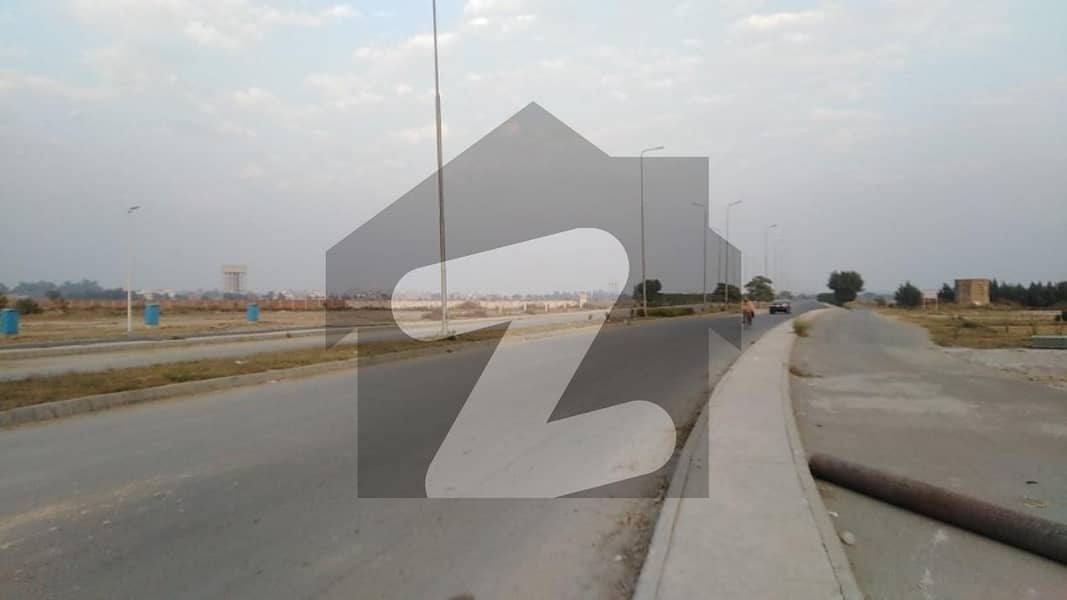 Prime Location In Sui Gas Society Phase 2 - Block A Residential Plot Sized 12 Marla For sale