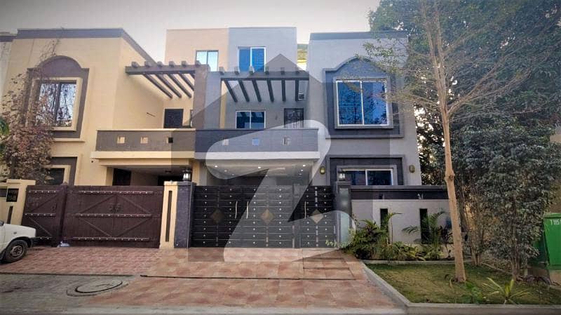 5 Marla House Is Available For Sale In Bahria Town Sector D Block BB Lahore