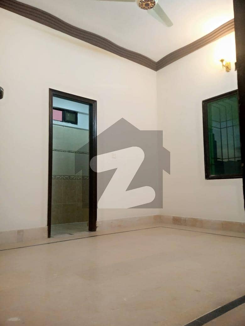 دادابھوئے ٹاؤن فیصل کنٹونمنٹ کینٹ کراچی میں 2 کمروں کا 4 مرلہ بالائی پورشن 1.2 کروڑ میں برائے فروخت۔