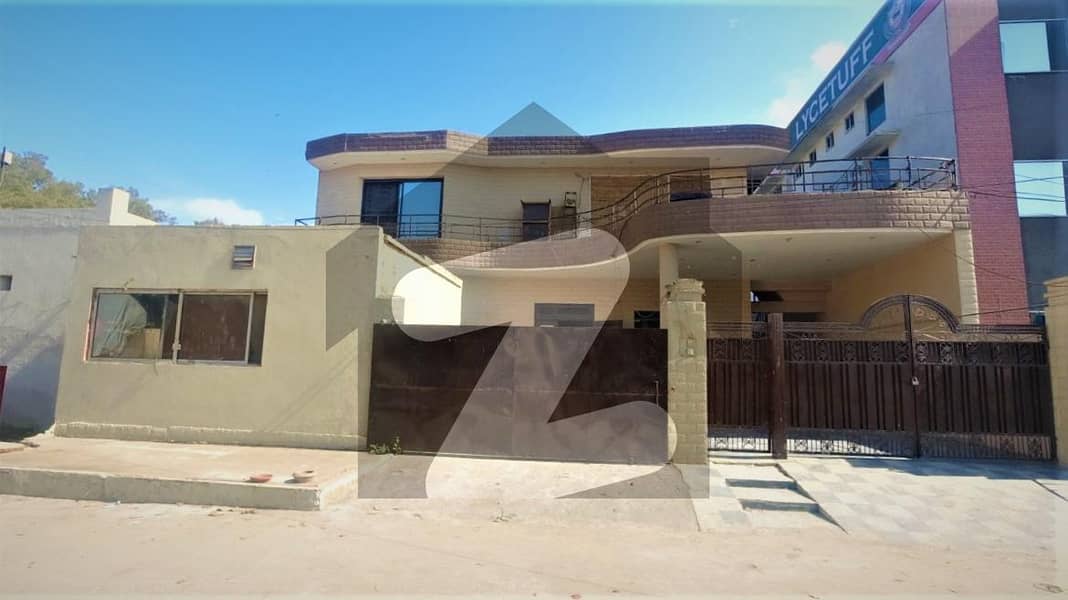 Prime Location 1 Kanal House Available In Mohafiz Town Phase 1 For sale