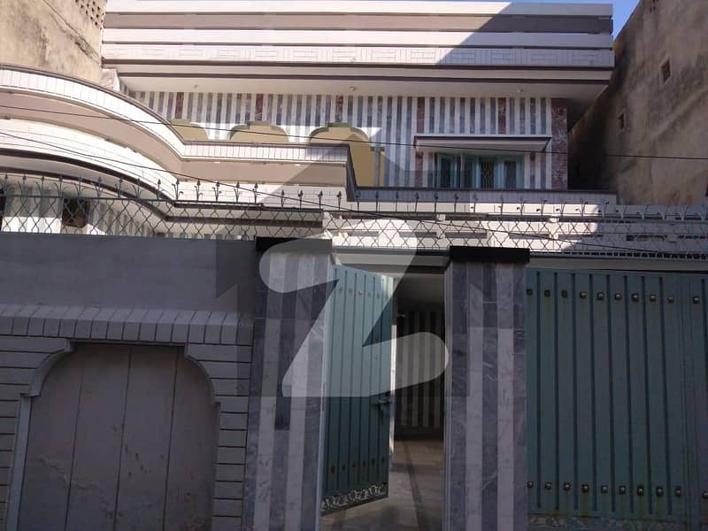 بابا مہدی شاہ جہلم میں 6 کمروں کا 12 مرلہ مکان 2.95 کروڑ میں برائے فروخت۔