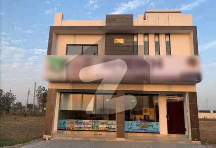 سفاری گارڈن ہاؤسنگ سکیم لاہور میں 4 مرلہ دفتر 30 ہزار میں کرایہ پر دستیاب ہے۔
