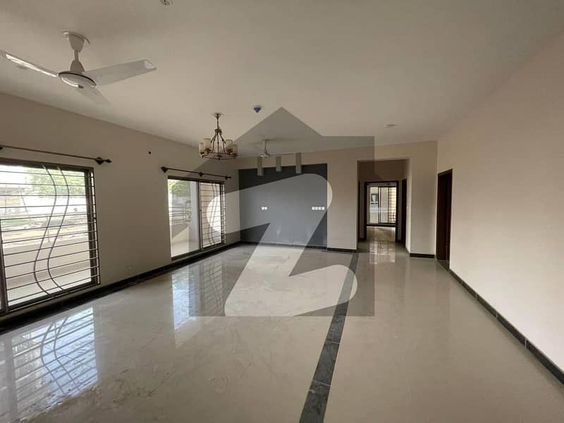 3 Bed Room G+9 Askari-5 Apartment On Rent