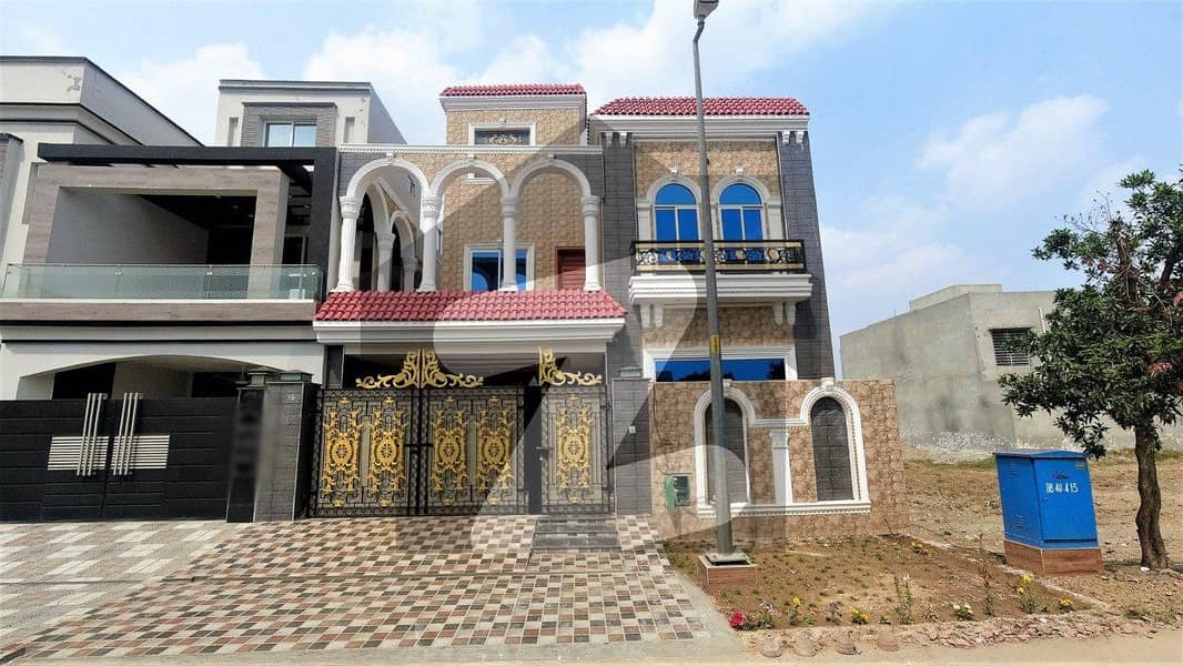 8 Marla Brand new house for sale in Bahria Orchard