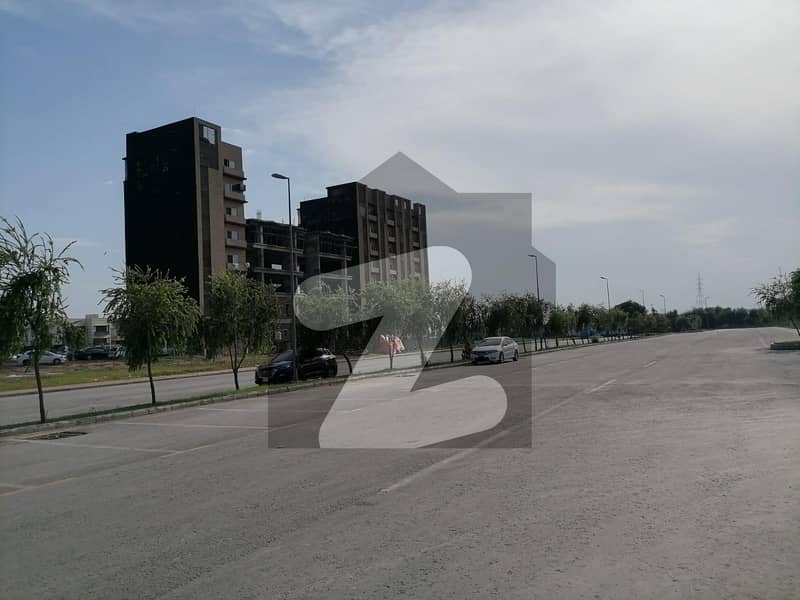 900 Square Feet Flat Up For sale In Bahria Business District