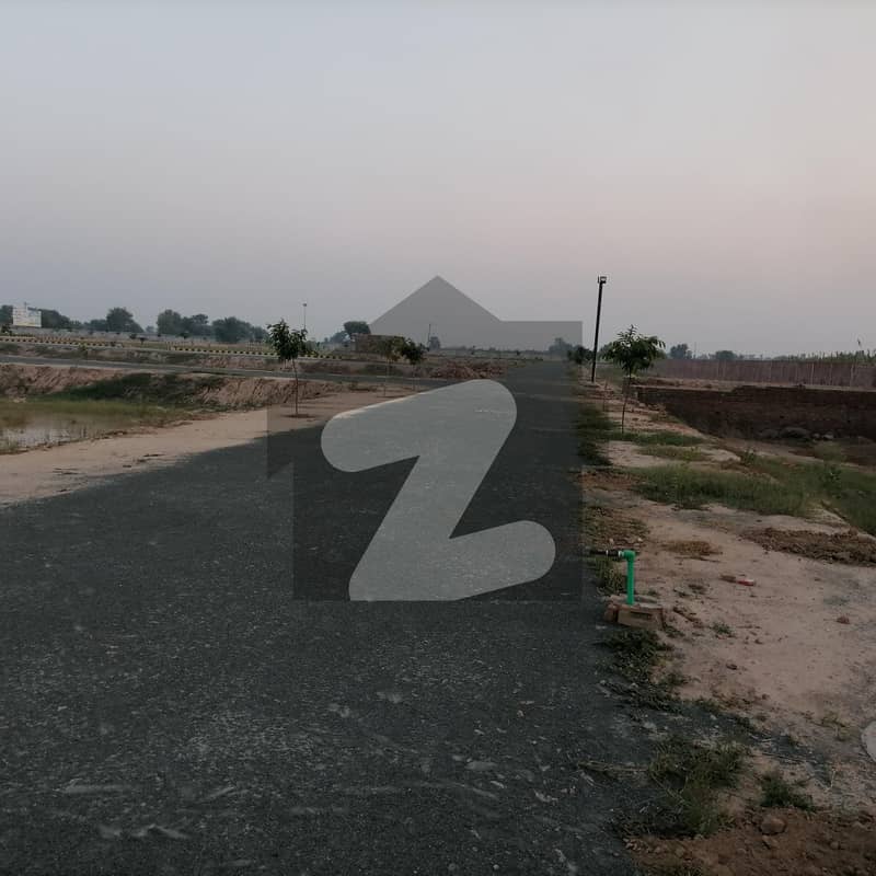 7 Marla Residential Plot For sale In Green City