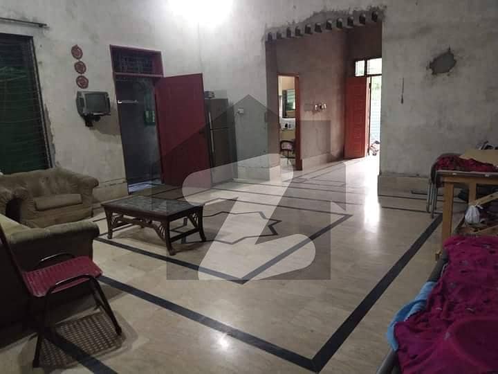 House For sale Is Readily Available In Prime Location Of Rehmat Ullah Town