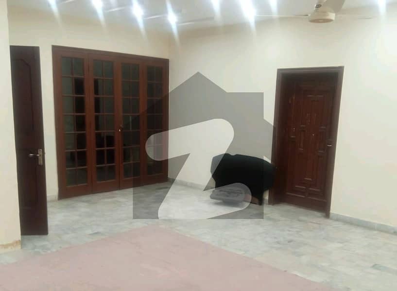 A Well Designed House Is Up For Rent In An Ideal Location In Lahore