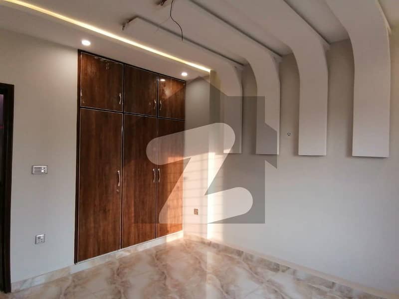 16 Marla Upper Portion Up For rent In Gulbahar Colony
