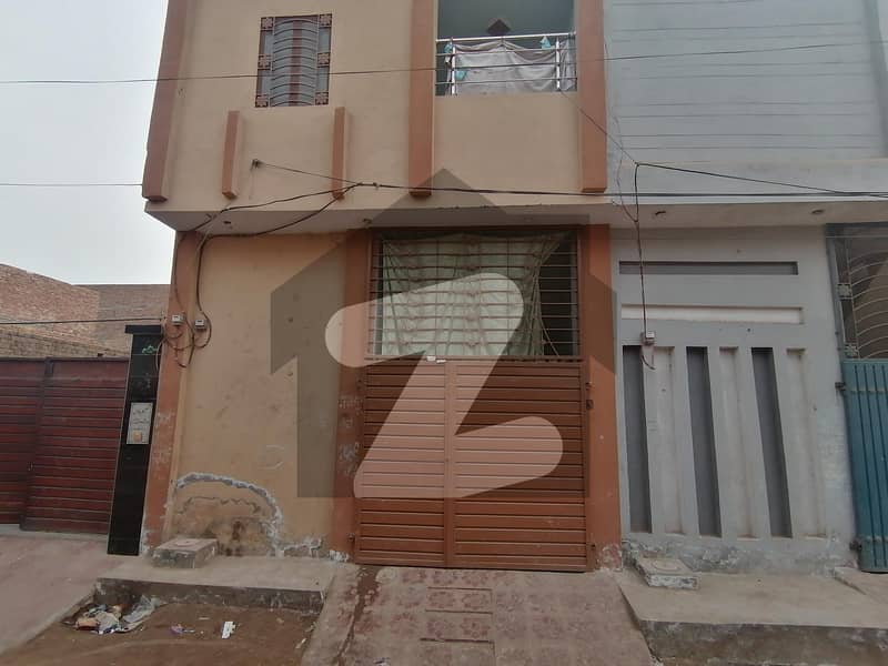 A Palatial Residence For Prime Location sale In Z Town Multan