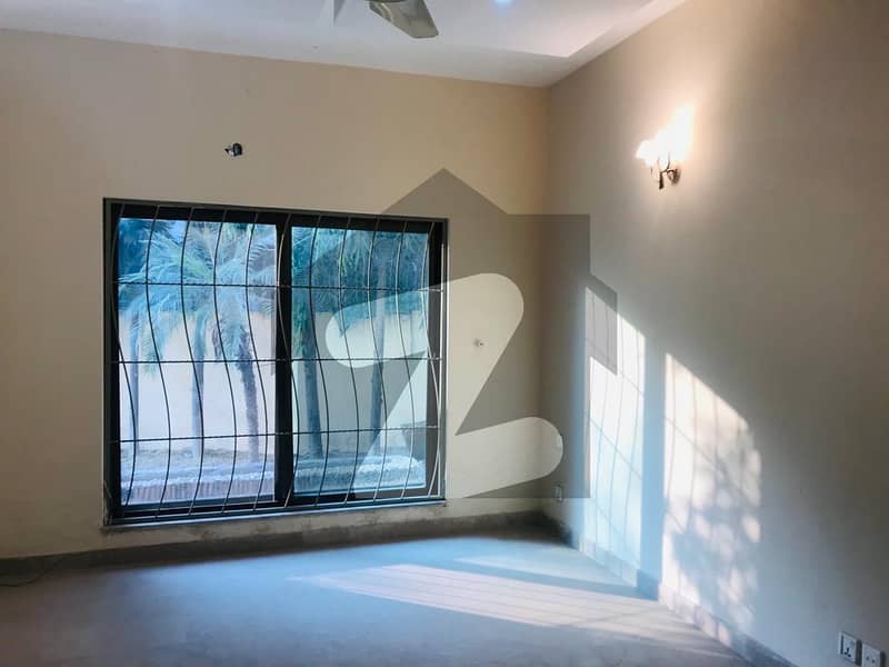 Your Search Ends Right Here With The Beautiful House In Walton Road At