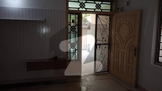 Get This Amazing 10 Marla House Available In Allama Iqbal Town - Kamran Block
