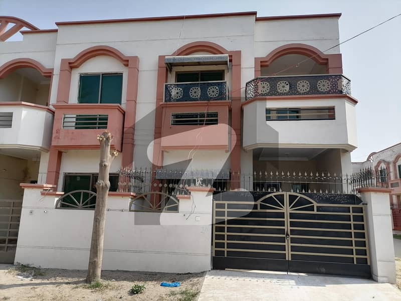 3.5 Marla Spacious House Available In Modern Classic Villas For sale