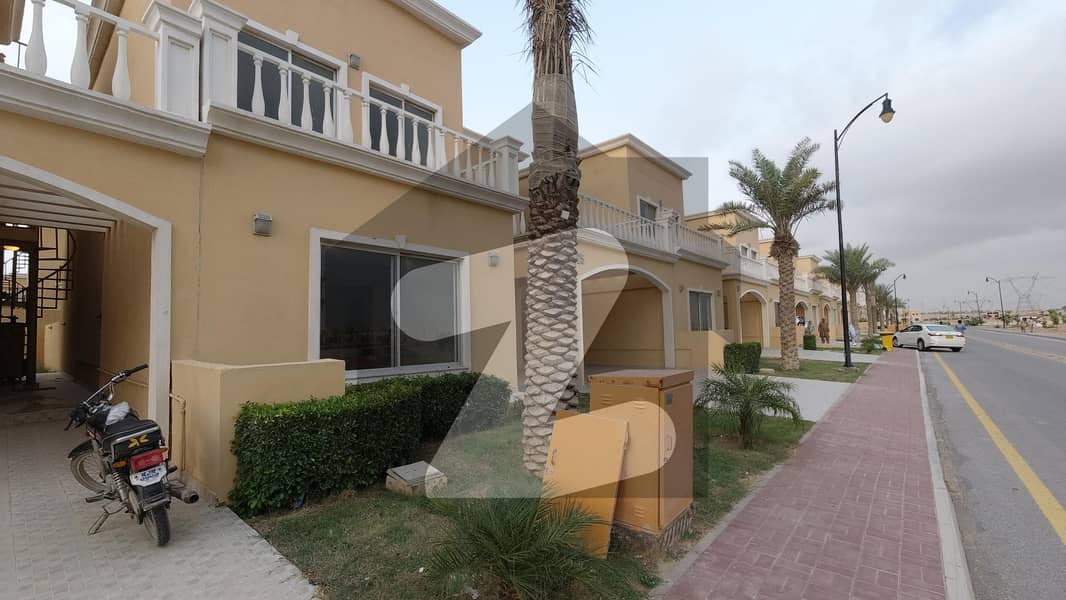 350 Square Yards House In Central Bahria Town - Precinct 35 For sale