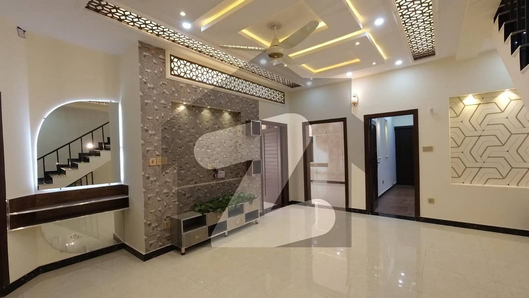 Good 10 Marla House For sale In Bahria Town Phase 8 - Block F