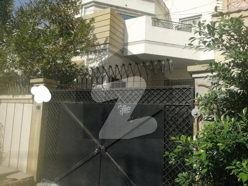 سمیرا بنگلوز سکیم 33 - سیکٹر 34-اے سکیم 33 کراچی میں 3 کمروں کا 5 مرلہ مکان 50 ہزار میں کرایہ پر دستیاب ہے۔