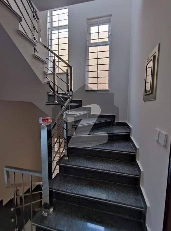 Mumty Room Available For Rent In G-13/2 Islamabad Mumty Room Available For Rent In G-13/2 Islamabad