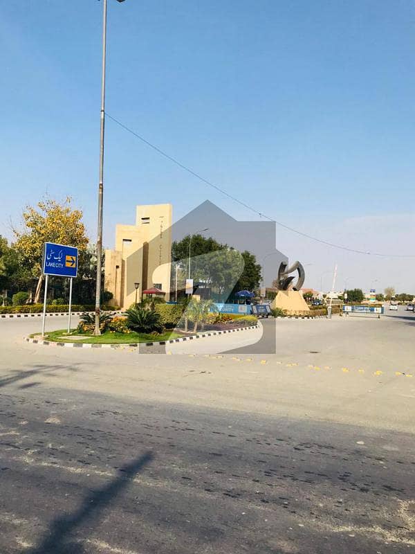 5 Marla Plot Without Tax And Transfer Fee For Sale In M6 Block Lake City Lahore.