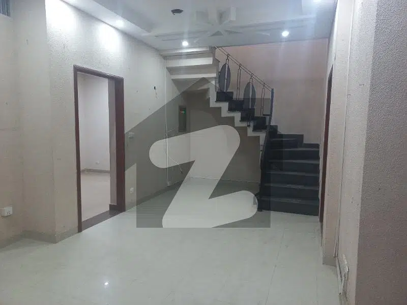 5 Marla Model House Available For Sale In
Dream Gardens
Lahore