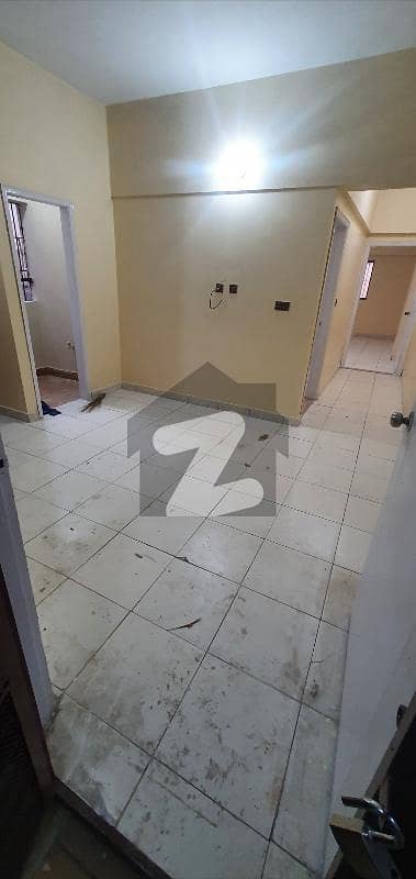 Nazimabad No. 4 New 2 Bedroom And Lounge Flat Available For Rent