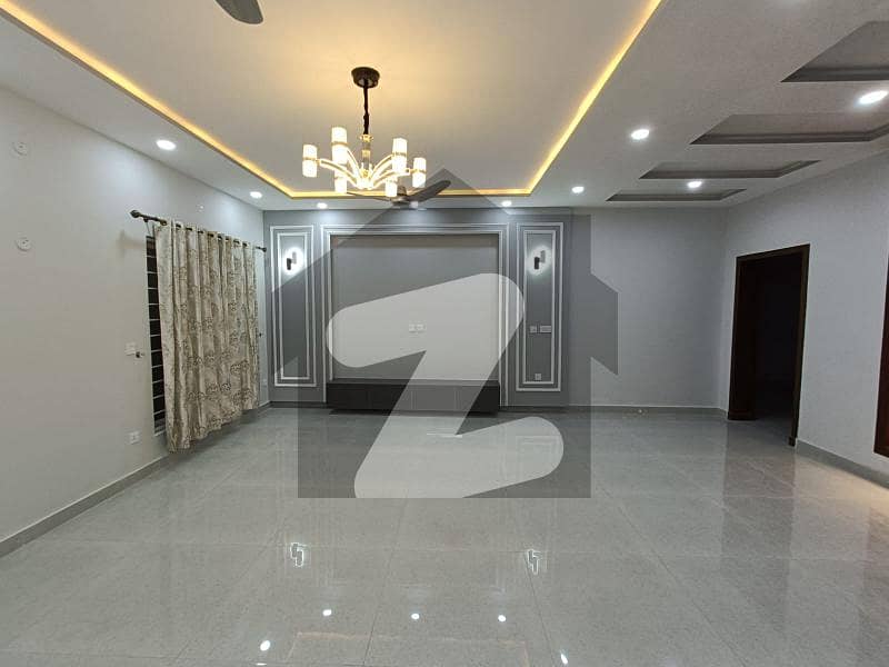 Brand New 1 Kanal Lower Ground Portion Available For Rent In Bahria Town
