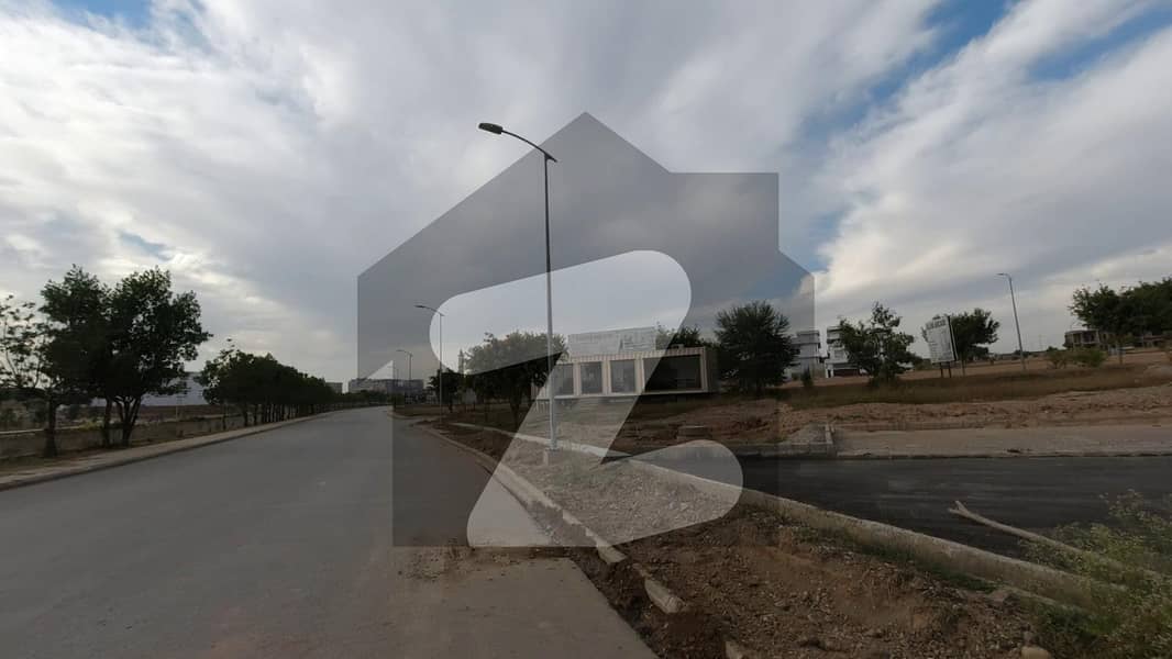 5 Marla Commercial Plot Situated In Top City 1 - Block F For Sale