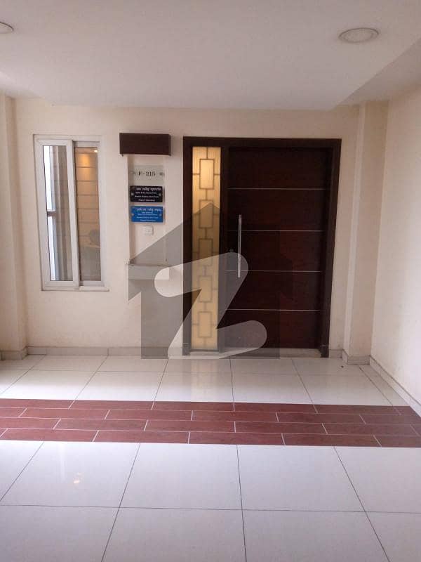 Luxurious 1 Bed Apartment in Islamabad for Sale