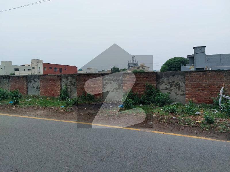 2 Kanal best location best block Plot Available For Sale