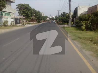 1 Kanal 0n 60 Feet Road Best Semi Commercial Plot Available For Sale