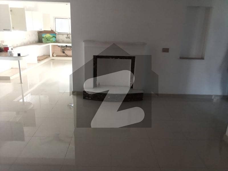 1 Kanal 2 Year Used Beautiful House Available For Sale