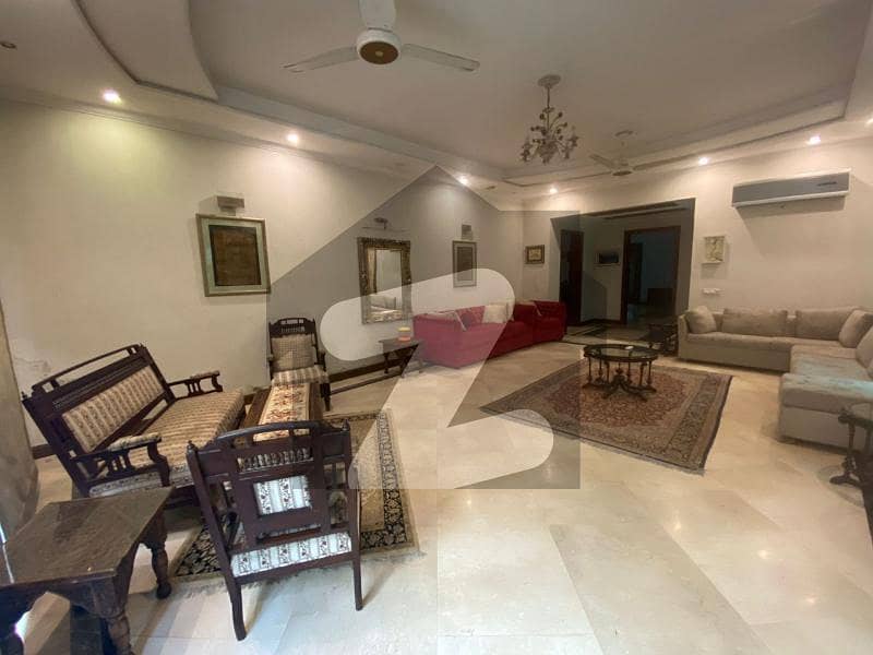 ڈی ایچ اے فیز 1 ڈیفنس (ڈی ایچ اے) لاہور میں 5 کمروں کا 2 کنال مکان 12.5 کروڑ میں برائے فروخت۔