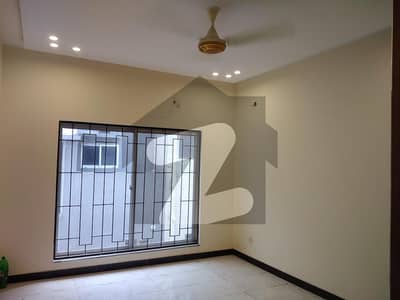 In Gulberg 2 - Block S House Sized 1 Kanal For sale