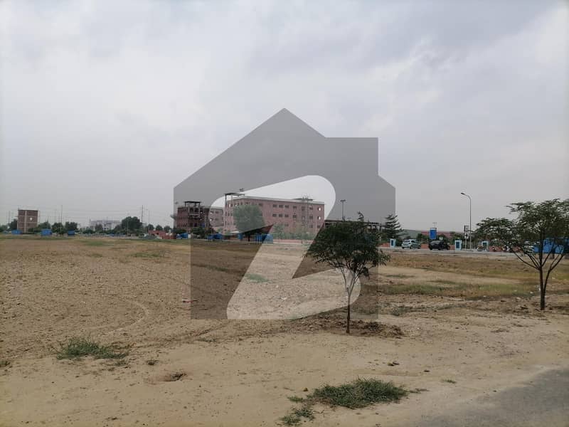 5 Marla Ideal Location Reasonable Price Plot For Sale