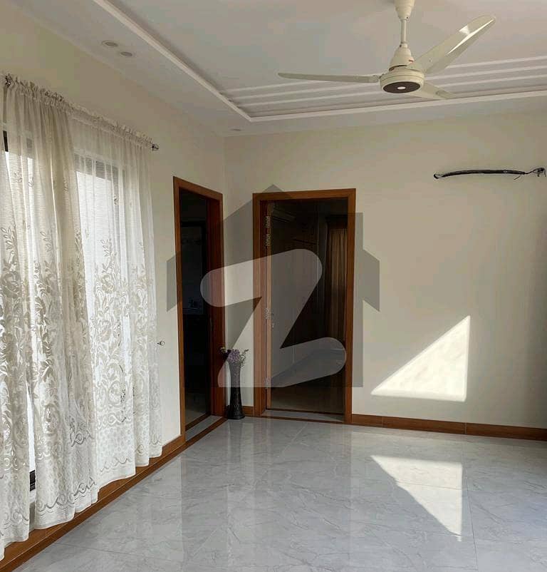 In DHA Phase 8 - Ex Air Avenue Upper Portion Sized 1 Kanal For rent