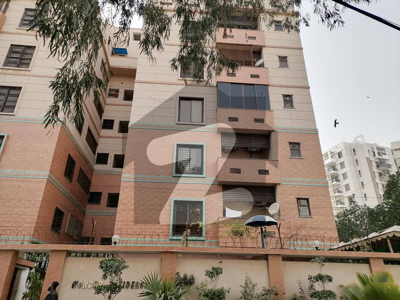 باتھ آئی لینڈ کراچی میں 4 کمروں کا 12 مرلہ فلیٹ 2 لاکھ میں کرایہ پر دستیاب ہے۔