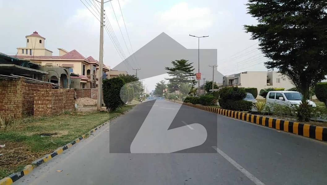 Reserve A Centrally Located Commercial Plot Of 7.5 Marla In Canal Garden - Block E