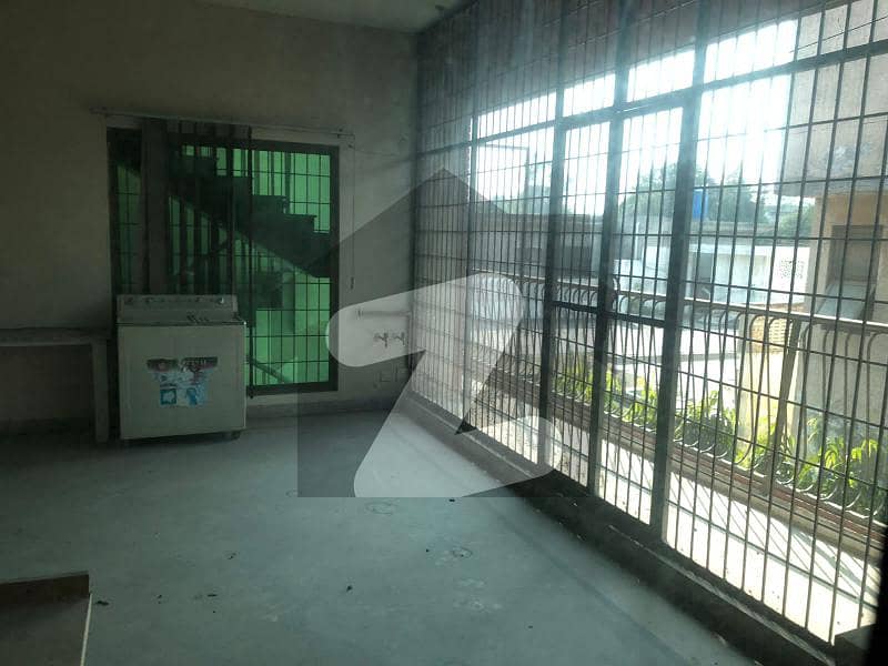 2 Kanal Upper Portion House For Rent in Model Town Model Town, Lahore ID43873664