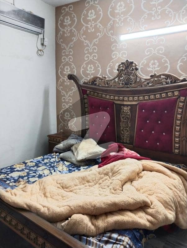علامہ اقبال ٹاؤن ۔ نیلم بلاک علامہ اقبال ٹاؤن,لاہور میں 6 کمروں کا 5 مرلہ مکان 2.35 کروڑ میں برائے فروخت۔