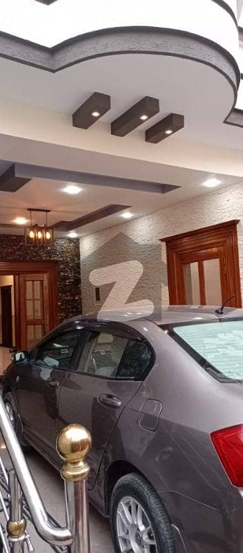 10 Marla Triple Storey House For Sale In Jinnahabad	brand New