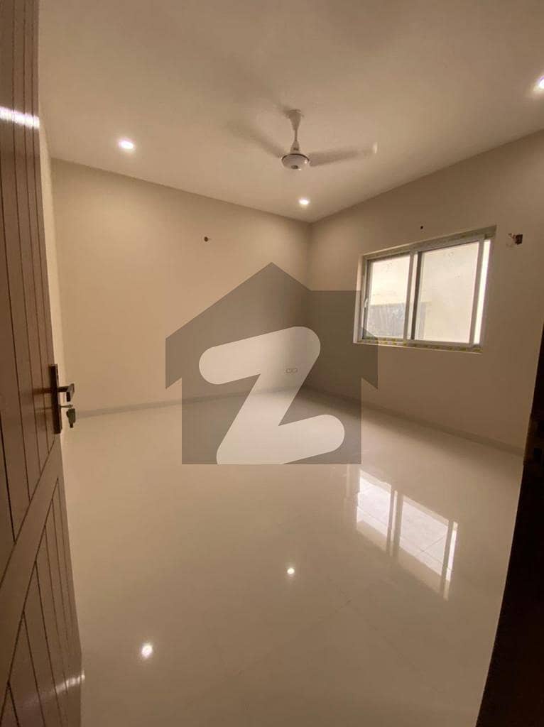A Stunning Lower Portion Is Up For Grabs In Clifton - Block 5 Karachi