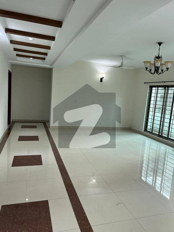 Brand New 10 Marla 2nd Floor 3 Bed Flat For Rent In Askari 11