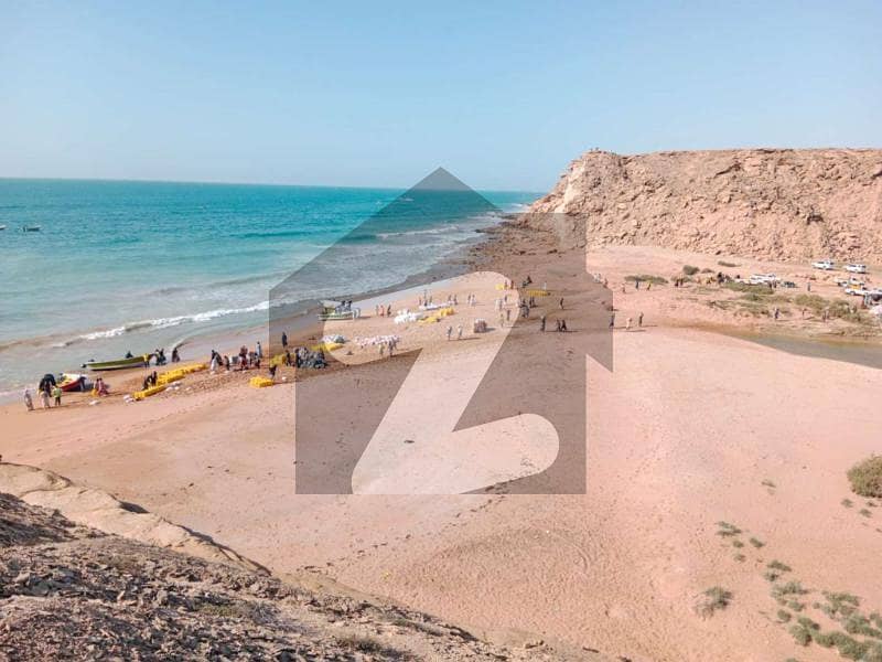 10 Acre Sea Facing Commercial Plot In Passo Main Gwadr City
