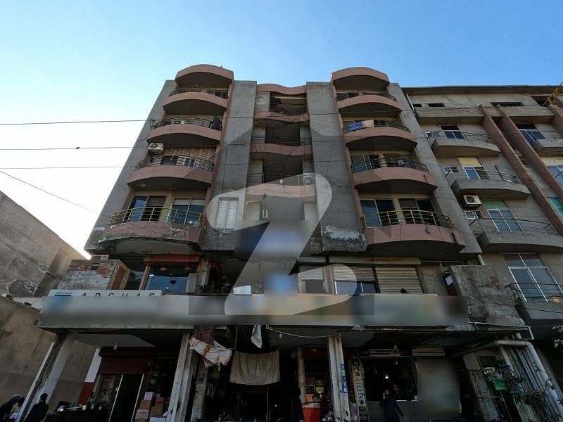 Ideal Back of Main Flat Is Available For sale In Lahore