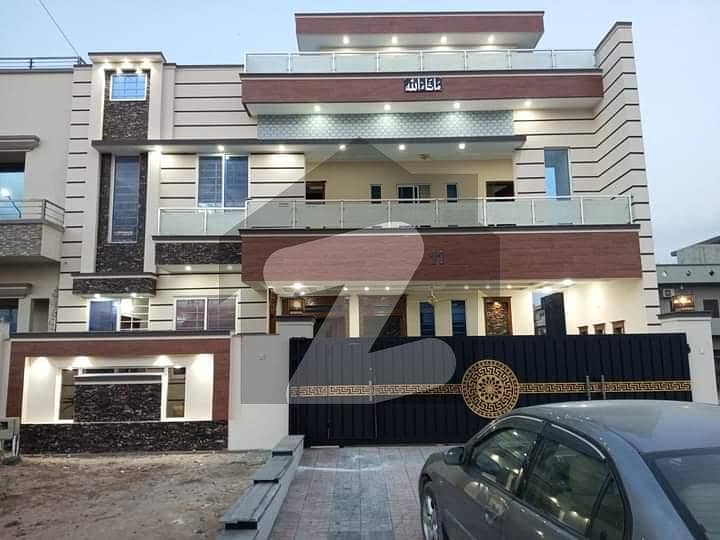 G-13 Main Double Rod 40x80) 14Marla luxury Beautiful House Available for Sale in G-13 Islamabad