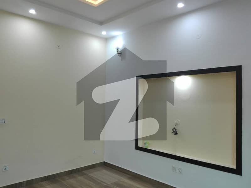 A 1 Kanal Upper Portion Located In NFC 1 - Block C (NE) Is Available For rent