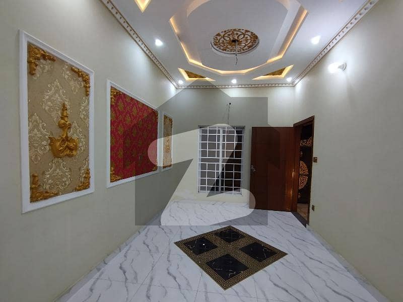 نواب ٹاؤن لاہور میں 4 کمروں کا 4 مرلہ مکان 1.6 کروڑ میں برائے فروخت۔