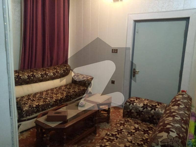 نیو سمن آباد لاہور میں 11 کمروں کا 5 مرلہ مکان 1.25 کروڑ میں برائے فروخت۔
