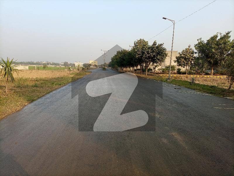 الحفیظ گارڈن - فیز 5 الحفیظ گارڈن,جی ٹی روڈ,لاہور میں 5 مرلہ رہائشی پلاٹ 77.5 لاکھ میں برائے فروخت۔